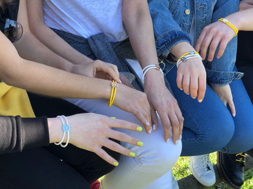 Brappz hands