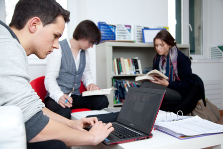 scholarship2