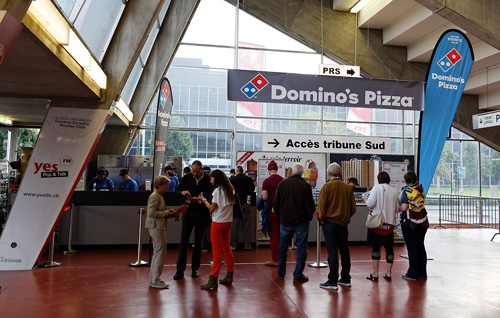dominos2